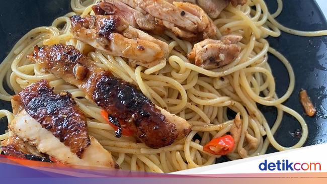 Mewah! Masakan Anak Kos Ini Bak Menu Restoran Bintang 5