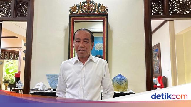 Respons Jokowi soal Viral Dikaitkan dengan Kapal JKW Mahakam-Dewi Iriana
