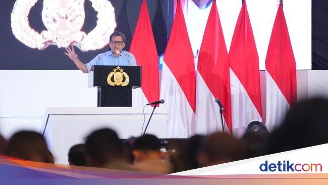 Rocky Gerung Puji Kakorlantas Berhasil Tekan Kecelakaan hingga Gagas Hari Keselamatan