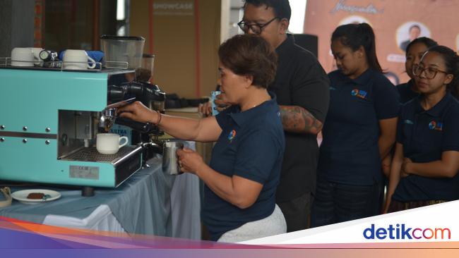 Kelompok Wanita Tani di Bali Gerakkan Para Ibu Produksi Kopi Bubuk