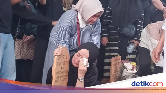 Gusti Irwan Meninggal di Usia 25 Tahun, Ibu: Ini Takdir tapi Saya Kehilangan