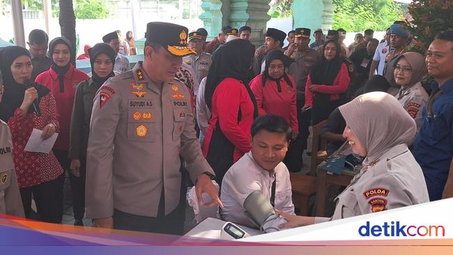 Polda Banten Gelar Bakti Kesehatan, Layani Pemeriksaan TBC hingga Sunat Gratis