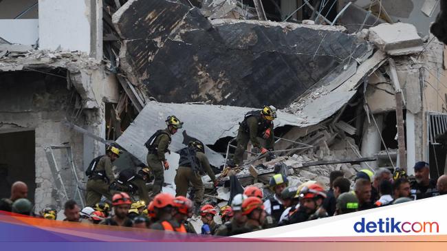 Rudal Iran Terus Hantam Israel, 5 Orang Tewas-92 Luka
