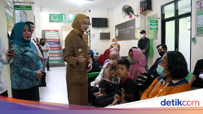 Layanan Kesehatan 24 Jam di Kediri: Wali Kota Vinanda Pastikan Puskesmas Siap Melayani Warga Kapan Saja