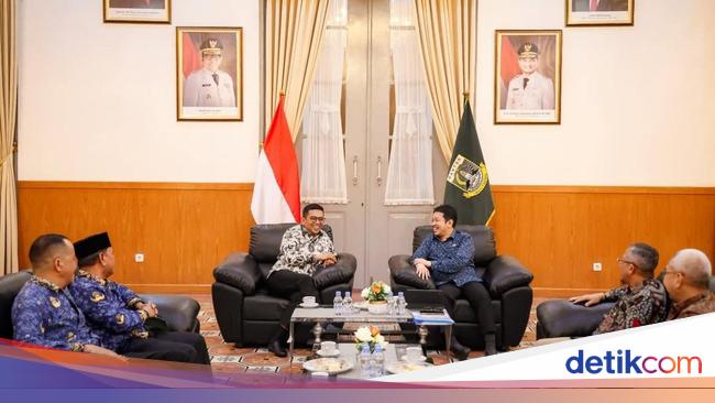 Andra Soni Rapat Bareng BPS, Diskusi soal DTSEN-Pertumbuhan Ekonomi Banten