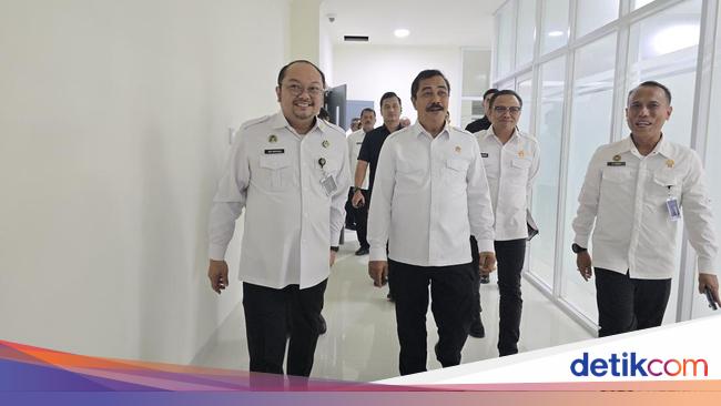 Menteri Agus ke Gedung Baru Imigrasi Semarang: Layanan Juga Harus Ditingkatkan!