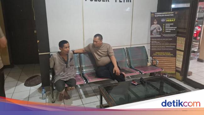 ODGJ Pacul Kepala Tetangga hingga Luka Parah di Serang