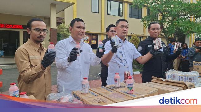 Polres Bogor Ungkap Grosir Beli Susu Kedaluwarsa Setengah Harga dari Pemasok