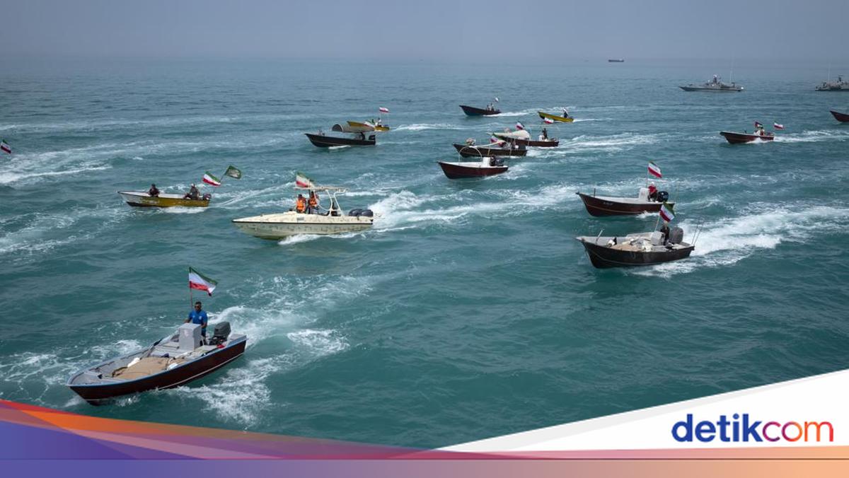 Kapal Musaffah 2 Meledak di Selat Hormuz, 3 WNI dalam Pencarian