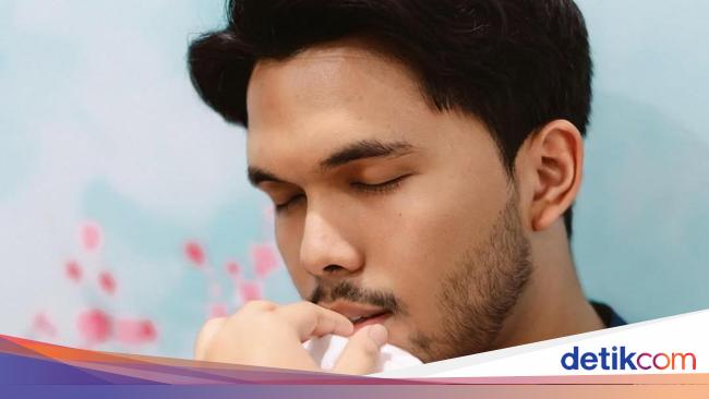 Thariq Halilintar Gak Mau Spill Dulu Wajah Anak, Harap Netizen Maklumi