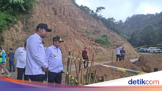 Akses Menuju Wisata Negeri di Atas Awan Banten Akan Dibuat Jalan Beton