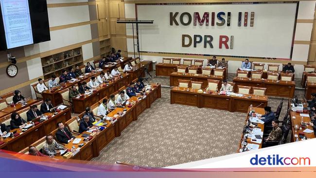 RUU KUHAP, Akademisi Usul Tersangka Harus Didampingi Advokat Saat Diperiksa