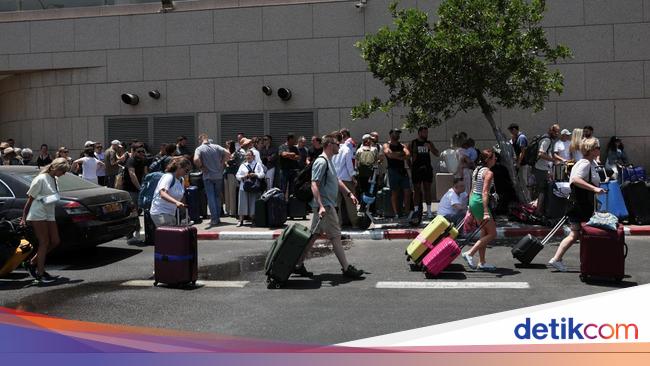 Takut Rudal Iran, WNA Ramai-ramai Kabur dari Israel