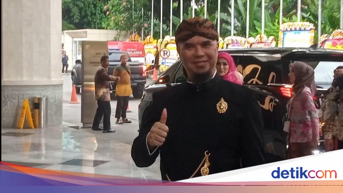 Ahmad Dhani Tegaskan Foto Bayi Al Ghazali di Medsos Hoax