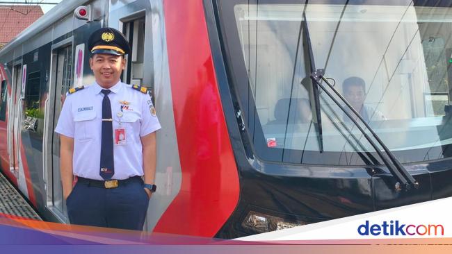 Dari PKL Jadi Masinis KRL