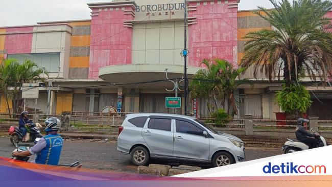 Mal di Bekasi Ini Cuma Buka Setahun Sekali, Selebihnya Mati Suri