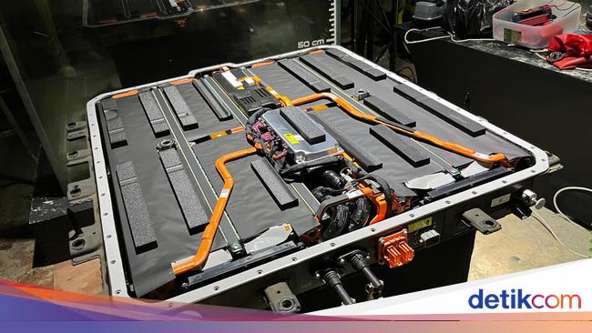 Direndam Air Laut 53 Jam, Ini Hasil Pengujian Baterai Mobil Hybrid Chery!