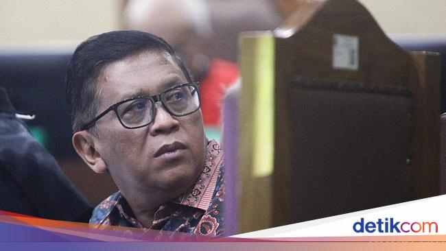 Pengakuan Hasto soal Pesan 'Garansi Saya' dan 'Perintah Ibu'