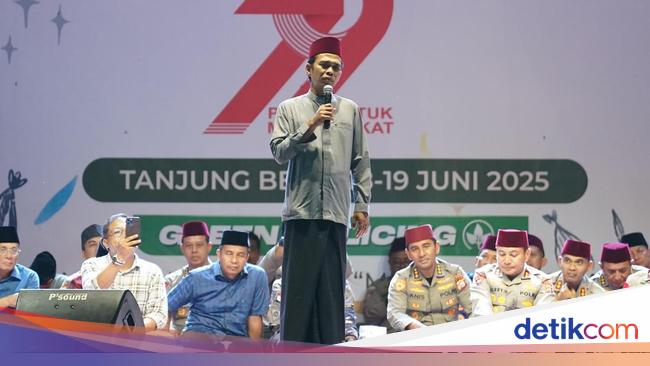 UAS Bicara soal Pohon dan Agama di Bakti Religi Peduli Lingkungan Polda Riau