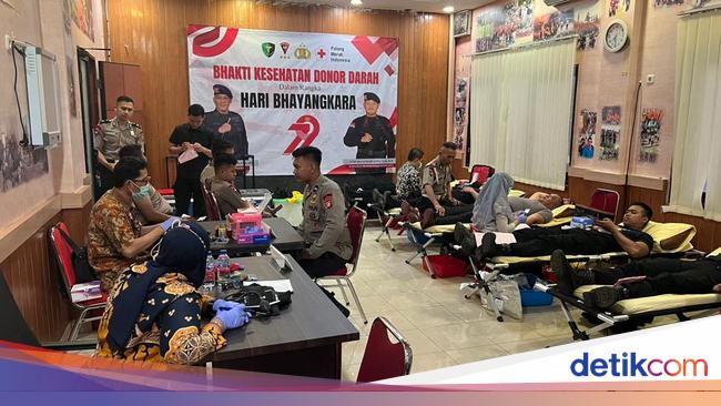 Sambut Hari Bhayangkara ke-79, Brimob Polda Metro Gelar Aksi Donor Darah
