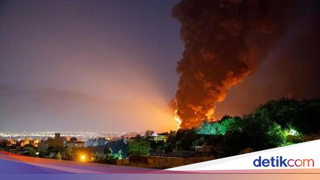 Kehidupan di Teheran Saat Jet-jet Israel Mengudara di Atas Kepala