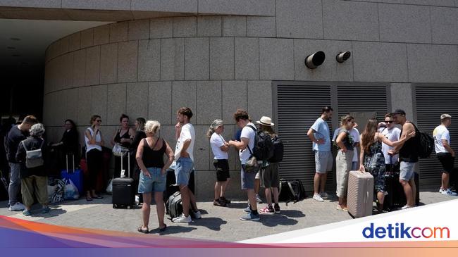 Iran-Israel Membara, Sejumlah Negara Segera Evakuasi Warganya