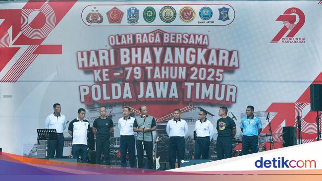 Merayakan Semangat Kebersamaan: TNI-Polri Jatim Sinergitas dalam Olahraga Menyambut Hari Bhayangkara ke-79