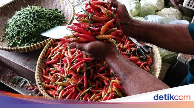 Pasokan Telur &amp; Cabai ke Jakarta-Jabar Terancam Seret, Kok Bisa?