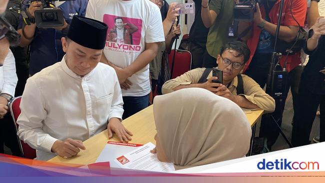 Agus Mulyono Maju Caketum PSI: Saya Memastikan Pak Jokowi Tak Jadi Daftar