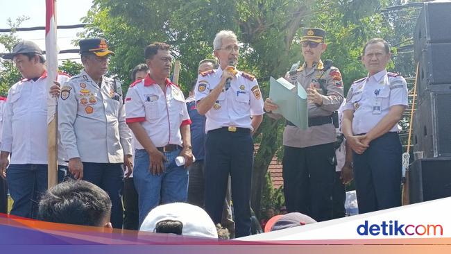 Polda Jateng Akan Beri Solusi Terbaik ke Sopir Truk yang Demo soal ODOL