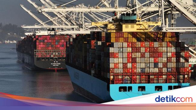 Serang Iran, AS Kini Diburu Houthi di Laut Merah