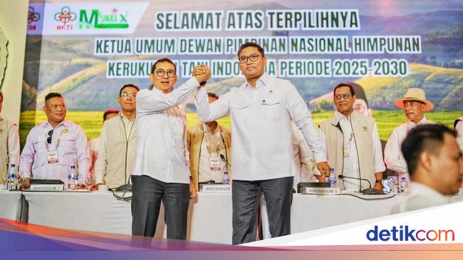 Fadli Zon Serahkan Tongkat Kepemimpinan HKTI ke Wamentan Sudaryono