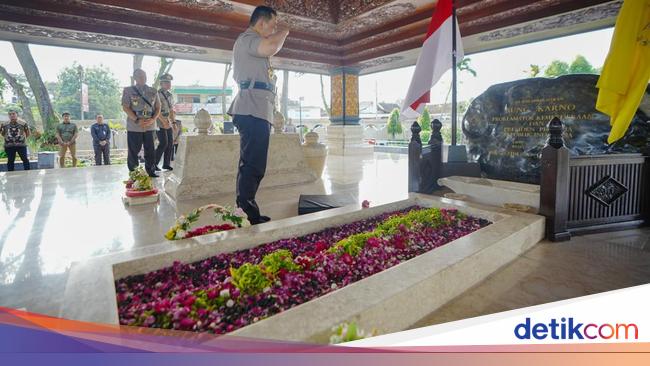 Kapolri Jelaskan Makna Rangkaian Ziarah ke Makam Habibie hingga Bung Karno