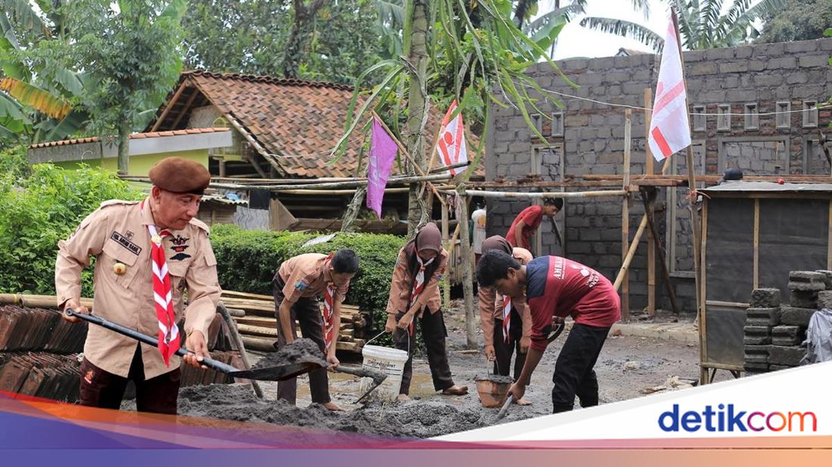 Pramuka Jatim Pugar Ratusan Rumah Tak Layak Huni dalam Kegiatan Ini