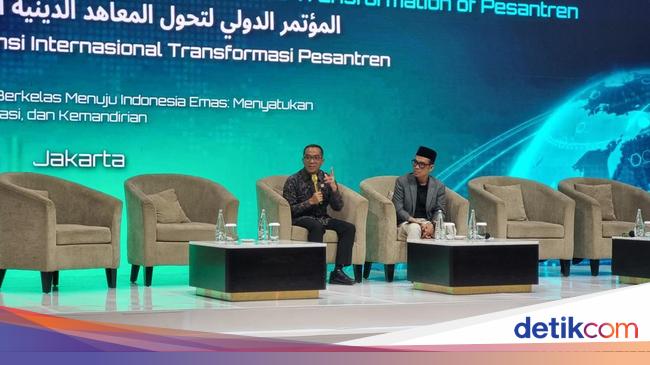 Mendikti Saintek: Negara Berkembang Budaya Menonton, Negara Maju Membaca