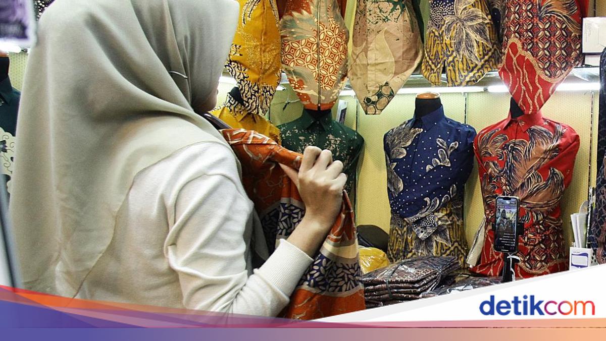 Purbaya Tunda Pajak Pedagang Online, Asosiasi E-Commerce Buka Suara