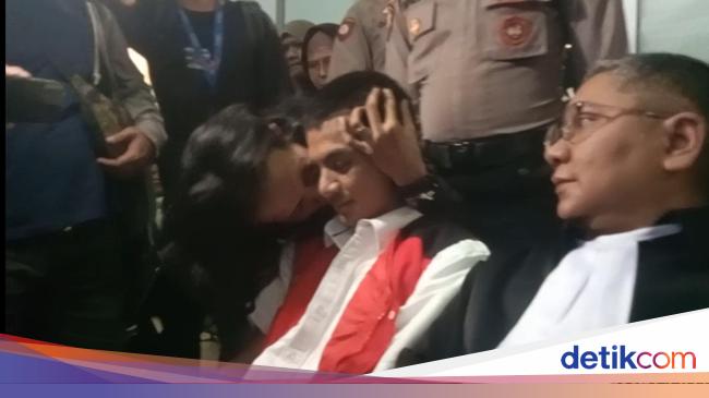 Pihak Vadel Badjideh Ungkap Situasi Persidangan Saat Putri Nikita Mirzani Bersaksi