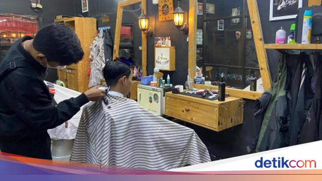 DANA Bisnis Bantu Odysen Barbershop Rapi Kelola Transaksi &amp; Ekspansi