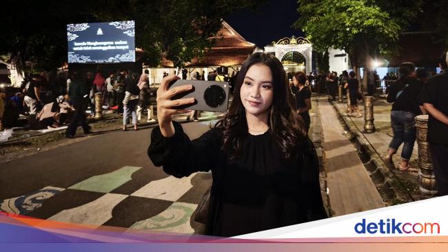 Momen Kirab Malam 1 Sura Mangkunegaran Solo dengan OPPO Find X8 Series