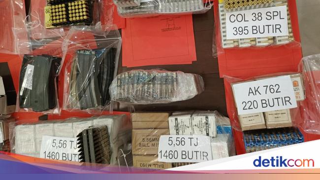Polisi Gerebek Industri Rumahan Senpi Ilegal di Lampung, Sita Ribuan Amunisi