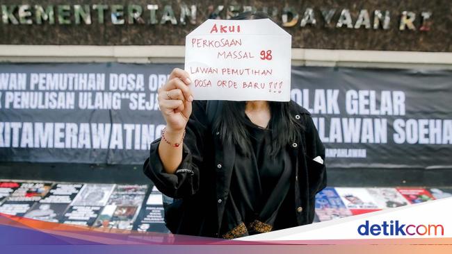 Tolak Pernyataan Fadli Zon, Koalisi Sipil Geruduk Kemenbud