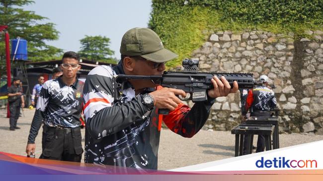 Kejuaraan Menembak Kapolda Cup Polda Metro Ramaikan HUT Bhayangkara ke-79