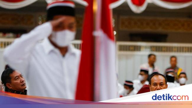 34 Anggota Anshor Daulah di Riau Lepas Bai'at dan Ikrar Setia NKRI