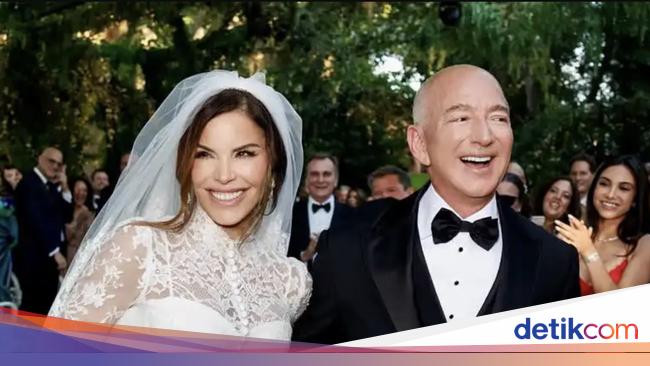 Manusia Rp 3.654 Triliun Resmi Menikah di Venesia