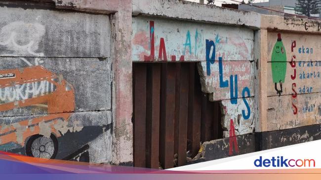 Polisi Buru Pembobol Tembok Batas Rel di Jatinegara, Usut Isu Prostitusi
