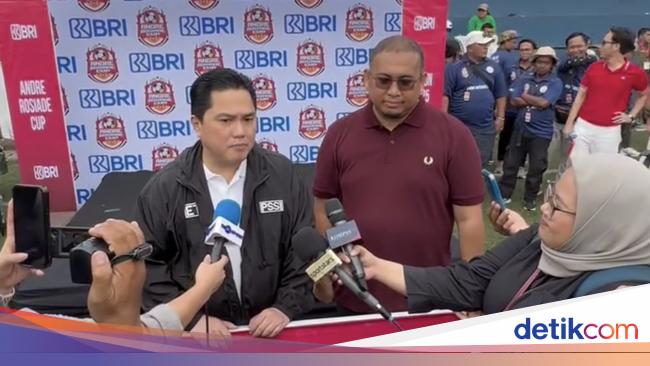Erick Thohir Puji Andre Rosiade Tokoh Sepakbola yang Peduli Pembinaan Usia Muda