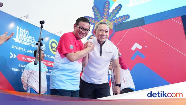 Zulhas Apresiasi Jakarta International Marathon: Sehat Tak Bisa Diwakilkan