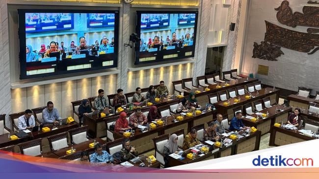 Berobat Pakai Asuransi Bayar 10% Ditunda!