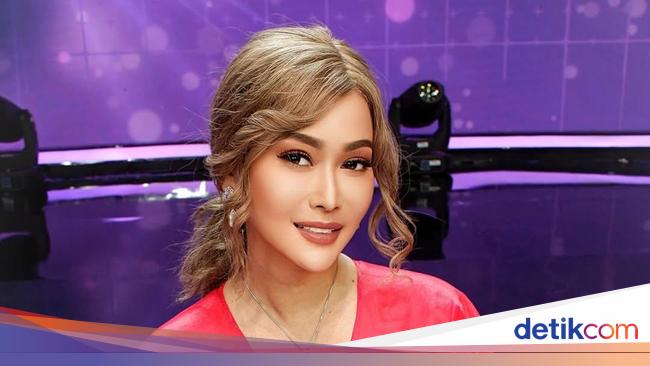 Inul Kurangi Naik Pesawat Gegara Alami 3 Kejadian Ekstrem