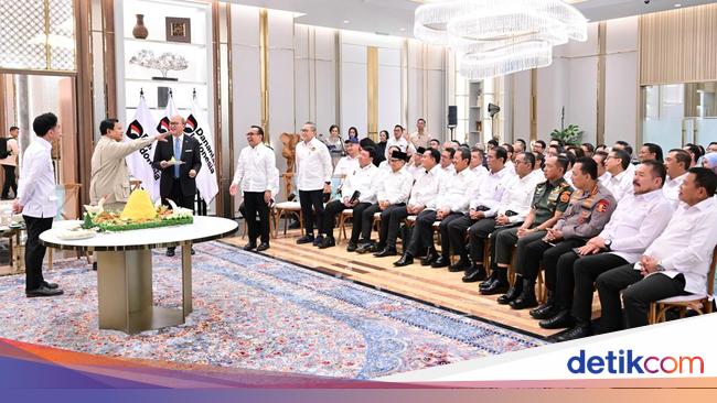 Kantor Danantara Diresmikan, Rosan Siap Kejar Target Pertumbuhan Ekonomi 8%